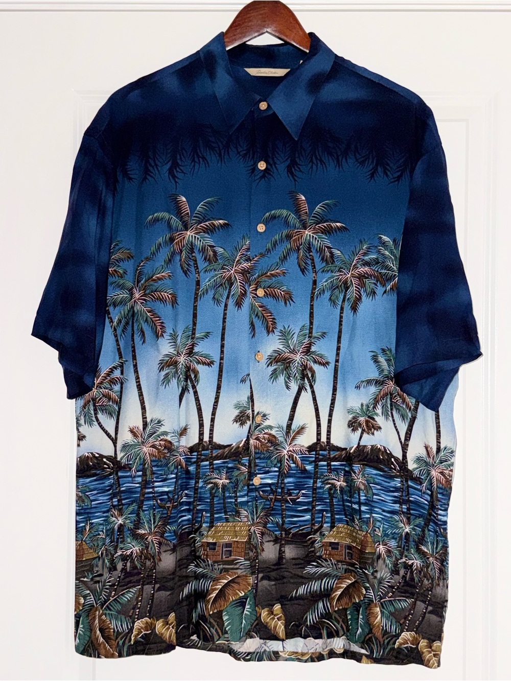 Paradise Collection Mens L Blue Short Sleeve Coastal Palm Ocean Button Up Shirt